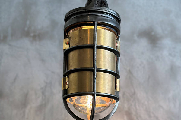 How do I choose a pendant light? 